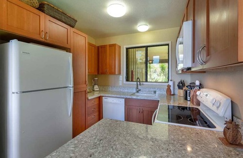 Lihue Condo | Kauai Paradise w/Kitchen, Ceiling Fans, Lanai, WiFi, Flat Screen+DVD–Kaha Lani 229