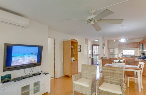 Kihei Condo | Kihei Akahi #B-203 Second Floor, Steps from Kamaole Beach, A/C Throughout