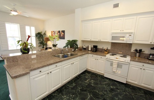 Ko Olina Condo | Ko Olina Coconut Plantation 3BR End-Unit Pool Views & Beach Walk