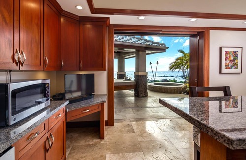 Waikoloa House | Kolea Kai | Oceanfront Luxury 4 BR Home | Car Incl. w/6+ Nights | Hale Nani by KBM