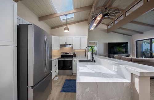 Kailua-Kona House | Kona Beach House Getaway