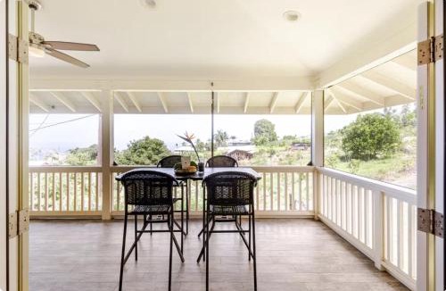 Kealakekua House | Kona Coffee Farm Guesthouse - with Ocean View!