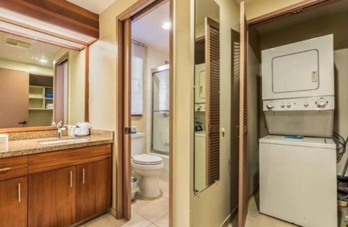 Kailua-Kona Resort | Kona | Family Hawaii Coast Stay | Pool + Views | 2BR