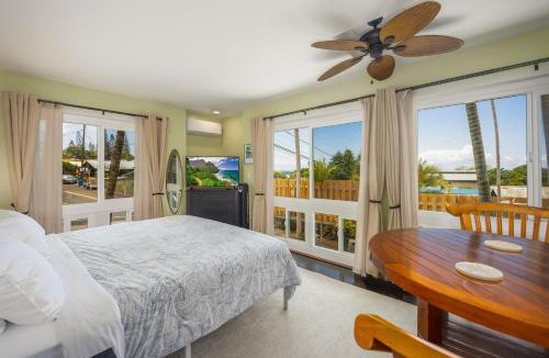 Historic Kailua Village Apartment | Kona Wave Rider - Island Sanctuary with Ocean Soul