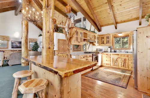 Boulder Bay Cabin | Lakefront Cabin w/Private Boat Dock | Hot Tub, Games, Fishing