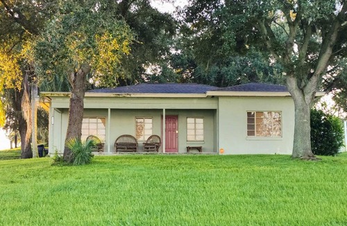 Auburndale House | Lakefront Home w/EV Charger in Auburndale