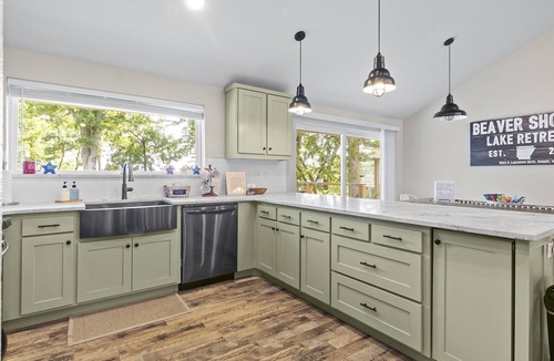 Beaver Shores House | Lakefront Luxury! Direct Water Access, Spa, Fire Pit & Boat Launch-Sleeps 17