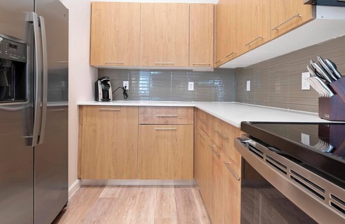 Florida Center Apartment | Landing | Amazing 1BD, Yoga Studio, Clubhouse