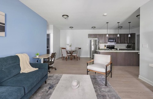 Ooltewah Apartment | Landing | Chic 2BD, Pool, Clubhouse