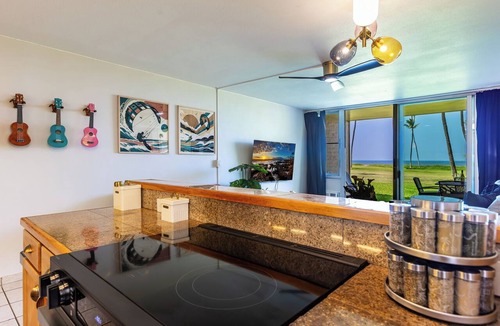Kihei Condo | Leinaala Oceanfront #105 Maui 2 Bedroom Oceanfront Condo