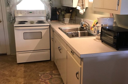 Hendersonville House | Limited Dates in June & July, Come See Why. Locally Owned & Operated!