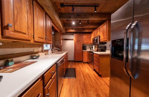 Todd Cabin | Log Cabin on the river w/Hot Tub and Fenced Dog Run