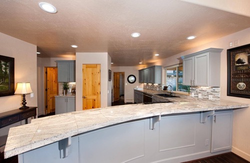 Durango House | Luxury Home on 8 Acres - 9 Min. to DGO - Hot Tub/Fire Pit - Awesome Views -