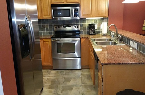 Sevierville Condo | Luxury Riverfront Condo in Perfect Location near Tanger Outlets