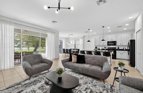 Kissimmee Villa | Magical Getaway Near Disney at Bella Vida Resort! Private Pool and Jacuzzi!