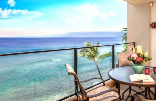 Honokowai Apartment | Mahana Oceanfront 2 BR Sleeps 4 Villas Steps to Beach Complimentary Car with 6 Nights MAH-719 by KBM