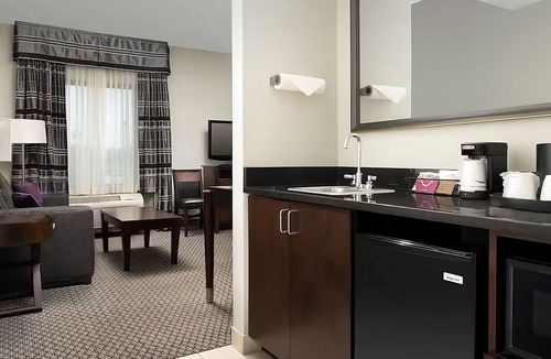 Athens Hotel | Making The Best Memories Along The Way! 3 Relaxing Units, Indoor Pool, Breakfast