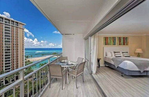 Waikiki Apartment | @ Marbella Lane - Ocean Marina View Ilikai Hotel