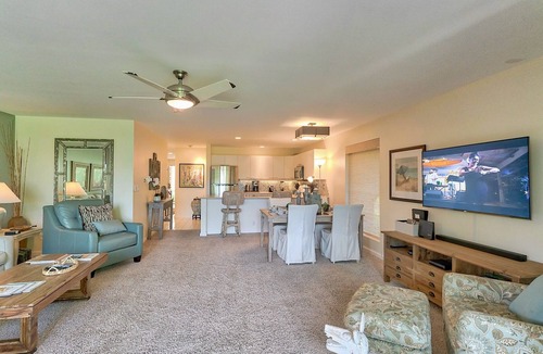 Kihei Condo | Maui Kamaole D-109 Ground Floor Unit Beach Style, Full A/C, Kamaole III Beach