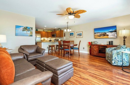 Kihei Condo | Maui Kamaole #J-103 Ground Floor, Full A/C, Across Kamaole III Beach, Hot Tub
