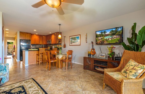 Kihei Condo | Maui Kamaole #J-120 Oceanview. Grd Flr Unit Near Kamaole III Beach, Full A/C