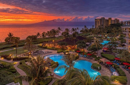 Kaanapali Condo | Maui Resort Rentals: Hokulani 605 – Premier 6th-Floor Oceanview Penthouse | Closest 2BR Column to the Ocean!