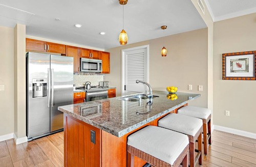 Honokowai Condo | Maui Resort Rentals: Honua Kai Konea 705 - Upgraded 7th Floor Interior 2BR Suite w/Unobstructed Ocean Views!