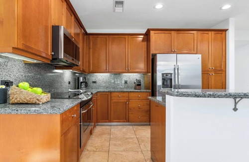 Kamuela House | Mauna Lani Beach Club Pass included! 701 Fairways at Mauna Lani