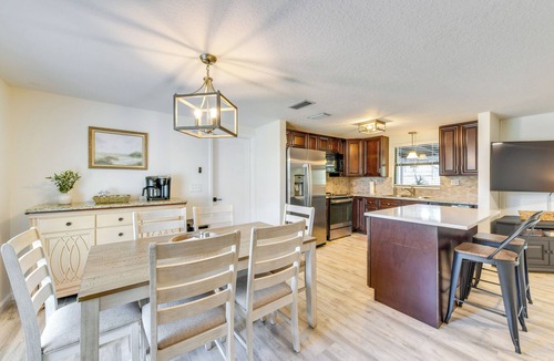 Sarasota Springs House | Near Beaches + Downtown: Sarasota Home w/Lanai