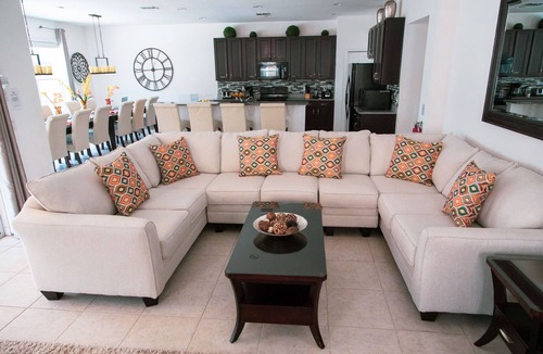 Watersong Villa | Near Disney 6BR Villa | Huge 40ft Screened Pool Deck | No Front & Rear Neighbors