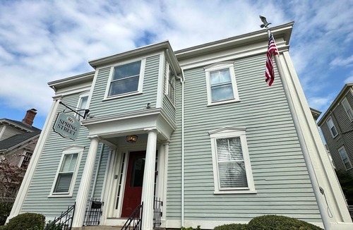 Historic Hill House | NEW! Charming Victorian Home Downtown Newport