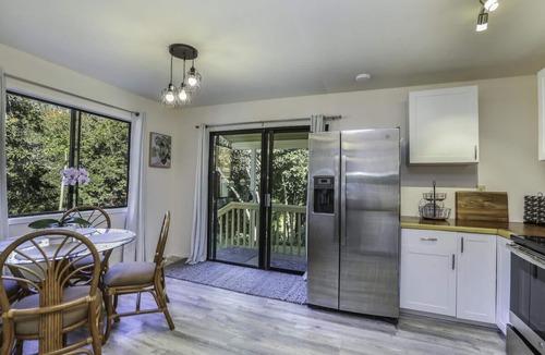 Princeville House | NEW LISTING! 2 bedroom/1bath Hale Honu with Jungle Views!