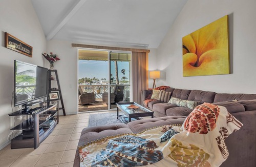 Waikoloa Condo | Nice Resort Condo at Fairway Villas - Walk to Shops!