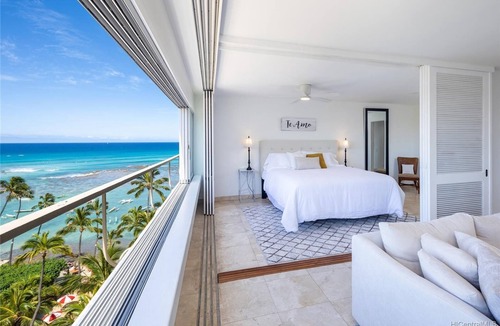 Diamond Head - Kapahulu - St. Louis Condo | Ocean front Condo