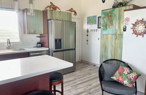 Ewa Cottage | Ocean front house, right on the Beach!WiFi. Free Parking