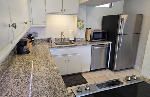 Kihei Condo | Ocean view direct access to beach - Sugar Beach