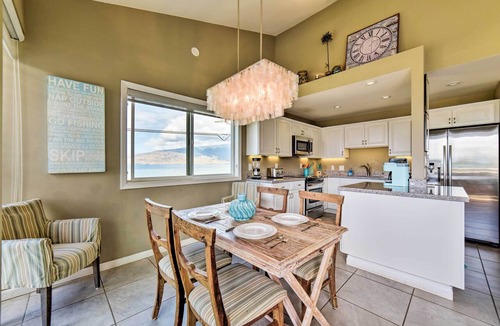 Kihei Condo | Ocean-View Kihei Condo w/Pool Access!