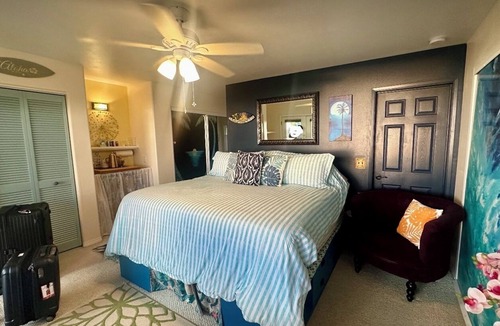 Holualoa House | Ocean View - King BednSelf Checkin-Out - Private Entry and Lanai
