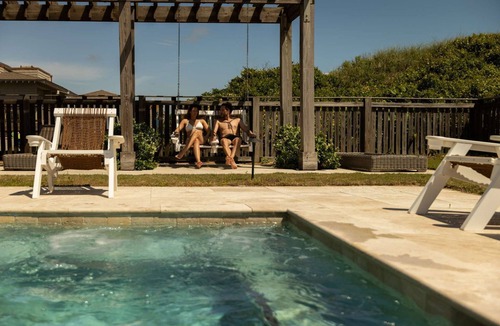 Duck Hotel | Ocean View King Studio + Restaurants & Pool + Spa