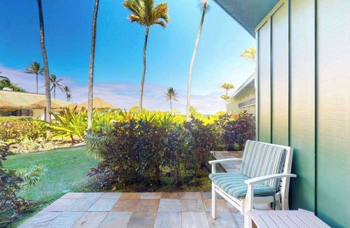 Hanamaulu Apartment | Ocean-View Lihue Resort Condo with Pools, Gym & Spa Access