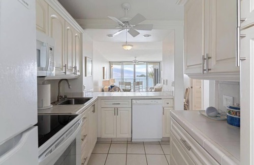 Kihei Condo | Oceanfront Bliss at Royal Mauian #405–Stunning Views, Prime South Kihei Location