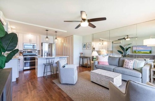 Kihei Apartment | OceanFront in the heart of Kihei