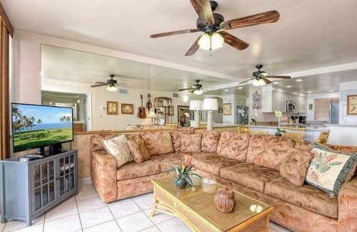 Maalaea Condo | Oceanfront Maalaea Condo with Pool & Balcony - Walk to Dining