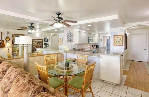 Maalaea Condo | Oceanfront Maalaea Condo with Pool & Balcony - Walk to Dining
