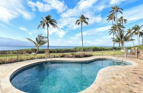 Maalaea Condo | Oceanfront Maalaea Condo with WiFi & Lanai - See Turtles!