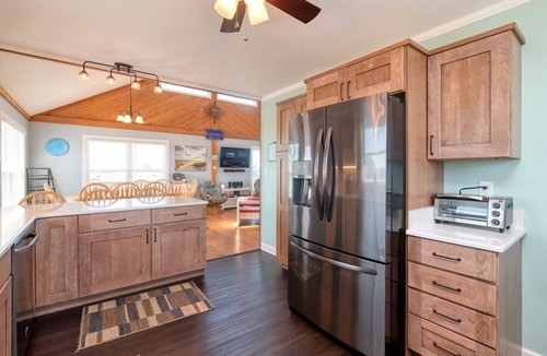 South Nags Head House | OCS2 HeatedSalt-WaterPool,Hot Tub,Steps to Beach