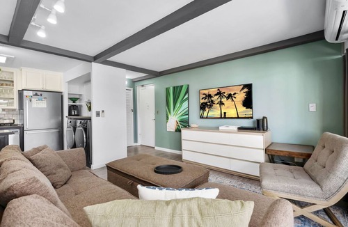 Waikiki Apartment | Oh-So-Close to Waikiki Beach Condo