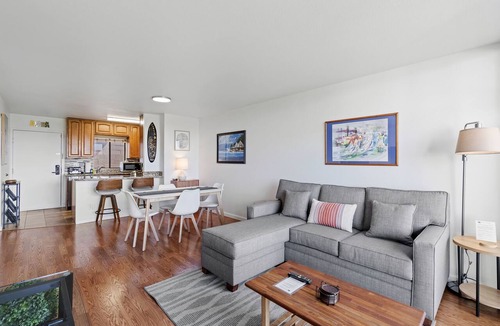 Kihei Apartment | Pacific Shores B-409 - Beautifully Renovated Ocean View, 2 BD/2 BA, Split AC!
