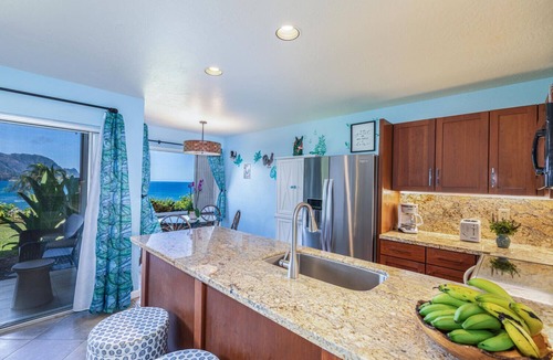 Princeville Condo | Pali Ke Kua 114 Colorful sunrises, Incredible sunsets, Oceanfront Condo