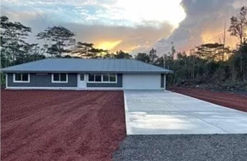 Keaau House | Paradise in Hawaiian Paradise Park